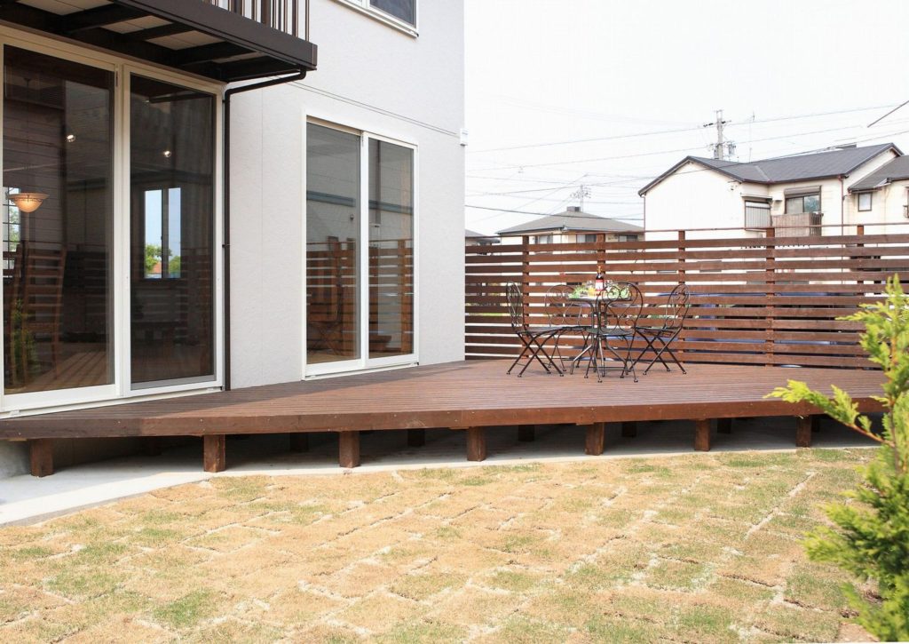 wood-deck garden